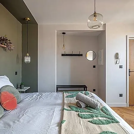 Aparthotel Appart'Hotel Le Felix - Romans Centre 3*